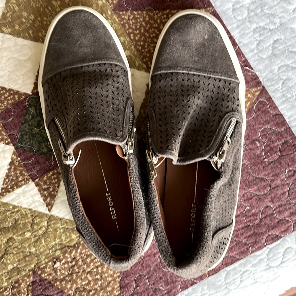 Size 7.5, slip on sneakers